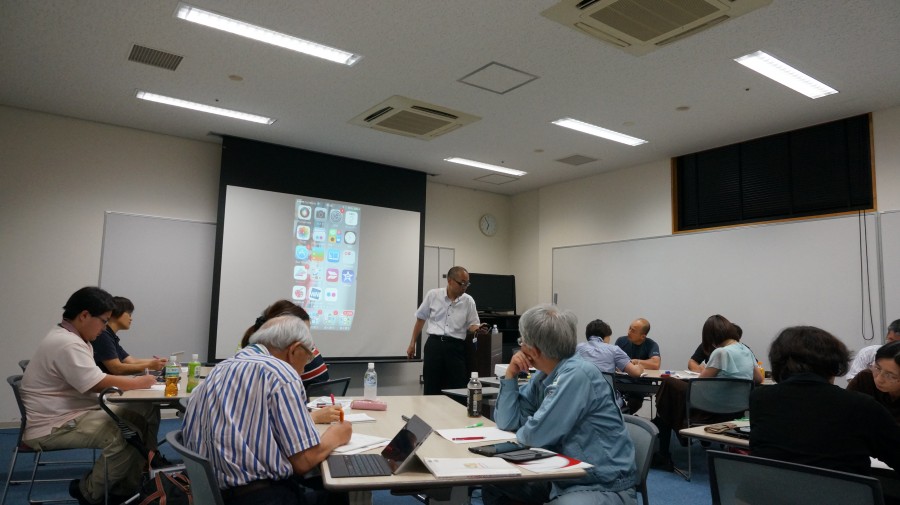 タブレット営業研修風景